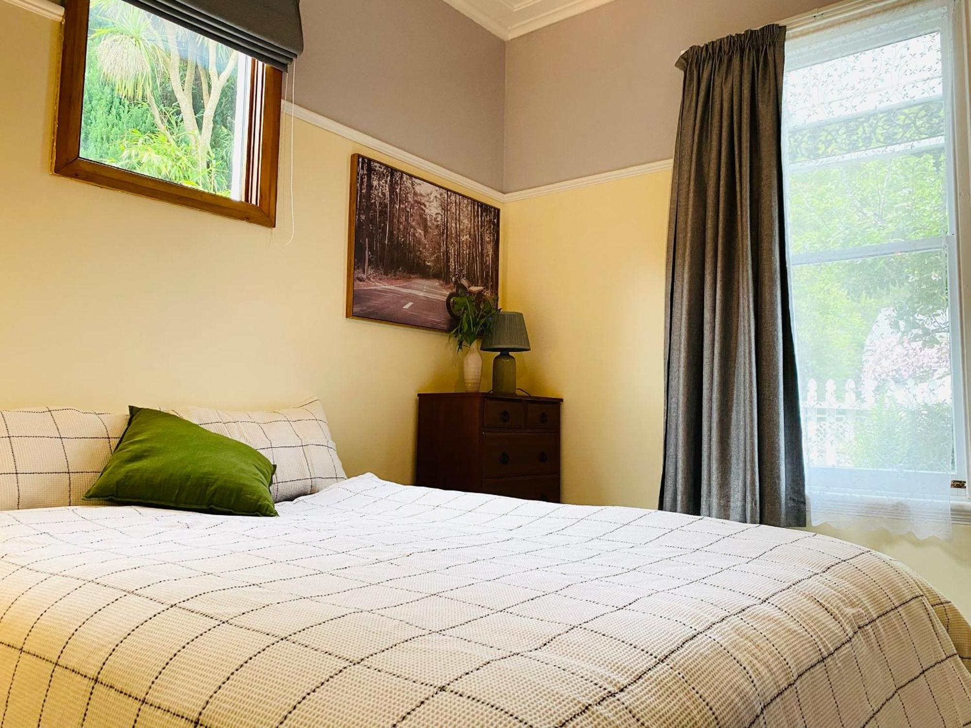 In Dunedin'S Heart, Full House, Full Sun, Full Chill, Why Stay At A Hotel When You Can Afford An Entire House Extérieur photo